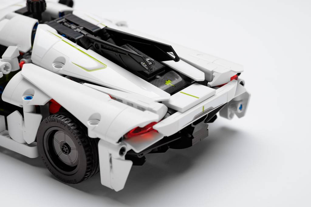LEGO Technic Jesko Absolut White